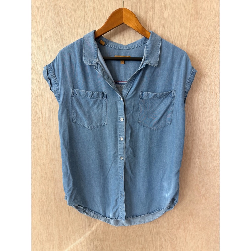 Jachs Girlfriend Womens Small Blue Short Sleeve Button Down Chambray Shirt Top